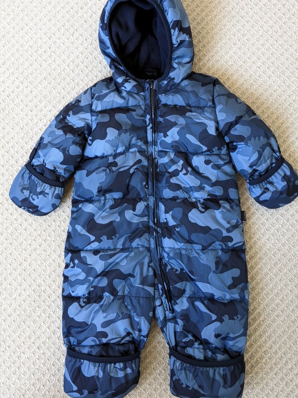 Baby Gap Baby Snowsuit 3-6 Months Blue Camo Dinosaur Print Hooded One Piece